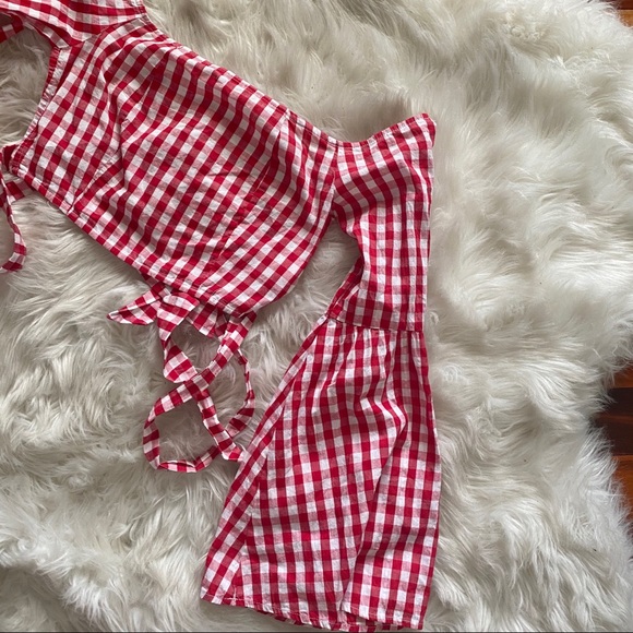 LF Backless Gingham Crop w Bell Sleeves & Ties - Picture 1 of 6